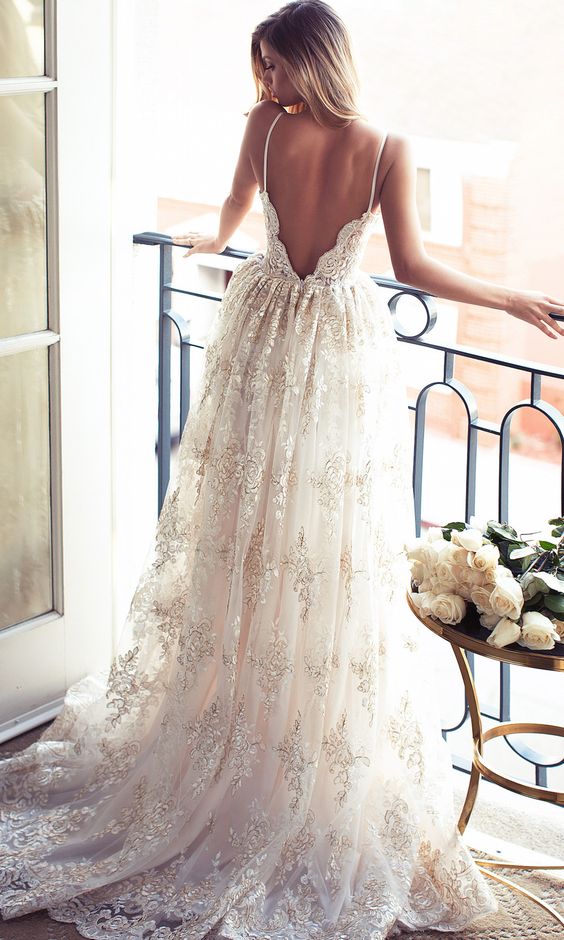 Blush Lace Wedding Dress With Low Back on Luulla